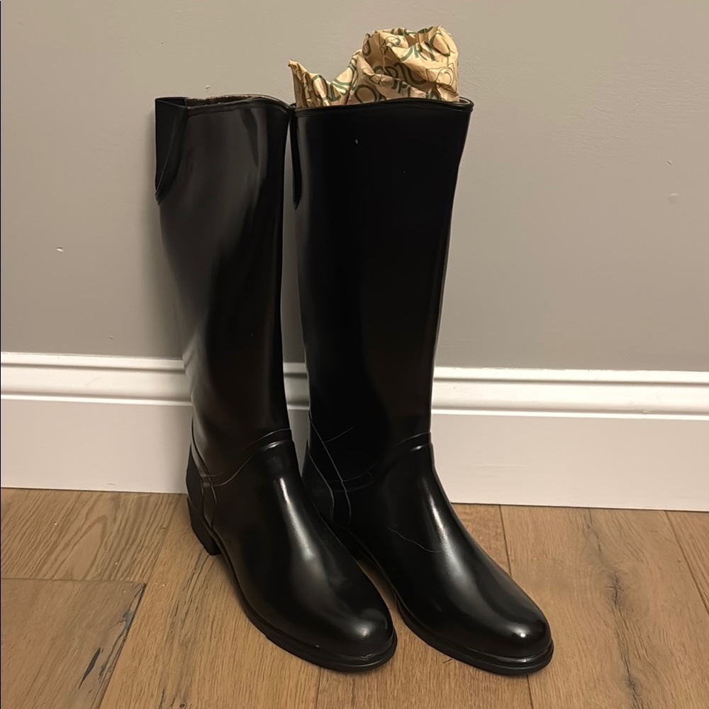 Sporto Glossy thermolite Boots NWOT